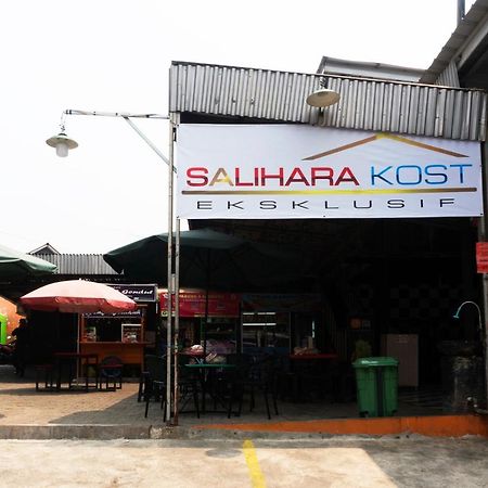 Salihara Kost Jacarta Exterior foto