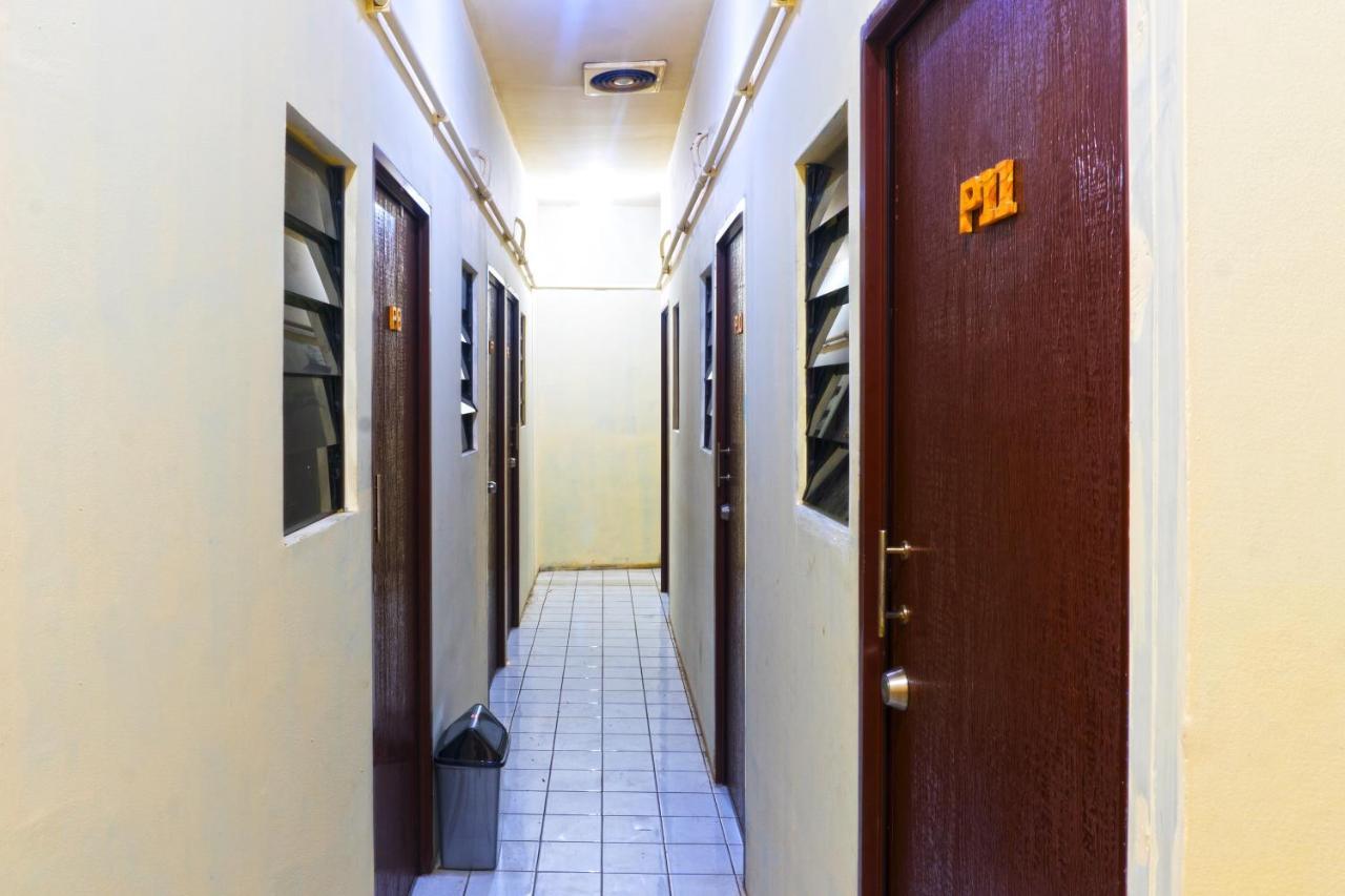 Salihara Kost Jacarta Exterior foto