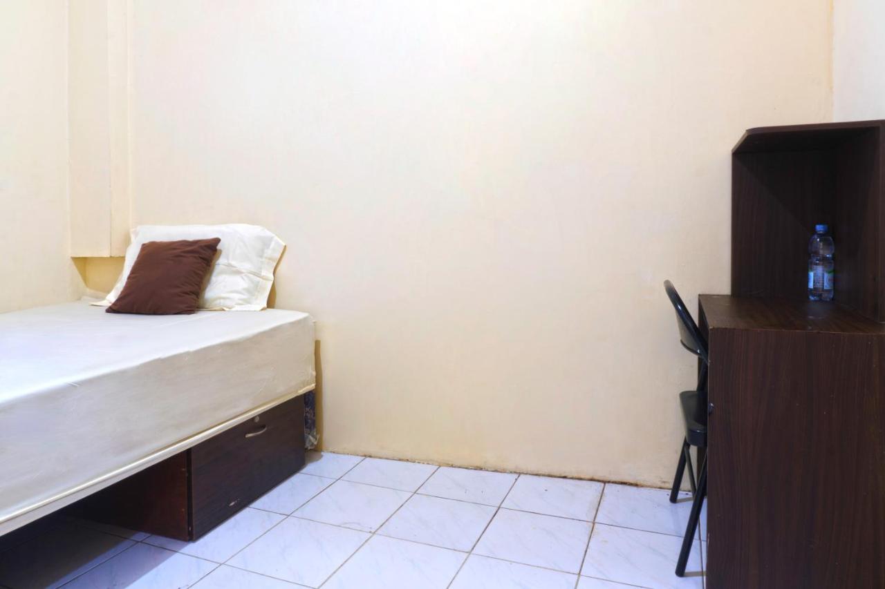 Salihara Kost Jacarta Exterior foto