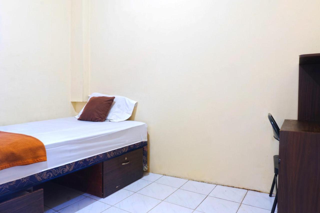 Salihara Kost Jacarta Exterior foto